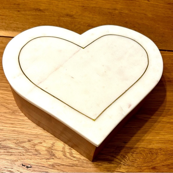 Other - New! 10” Marble And Wood Heart Box Genuine Marble